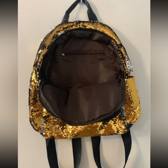 Backpack with reverse sequins - Picture 2 of 4